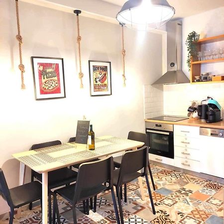 Voukamvilia Boutique Apartment Ágios Matthaíos Buitenkant foto