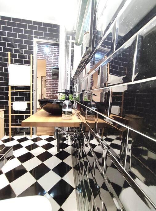 Voukamvilia Boutique Apartment Ágios Matthaíos Buitenkant foto