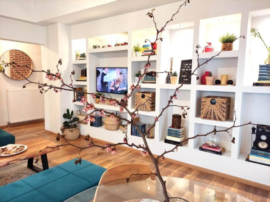 Voukamvilia Boutique Apartment Ágios Matthaíos Buitenkant foto
